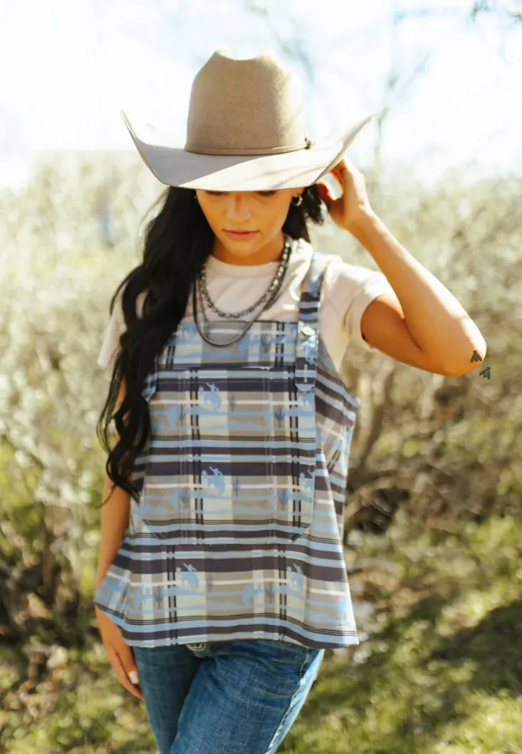 The Buckin’ Bib Top