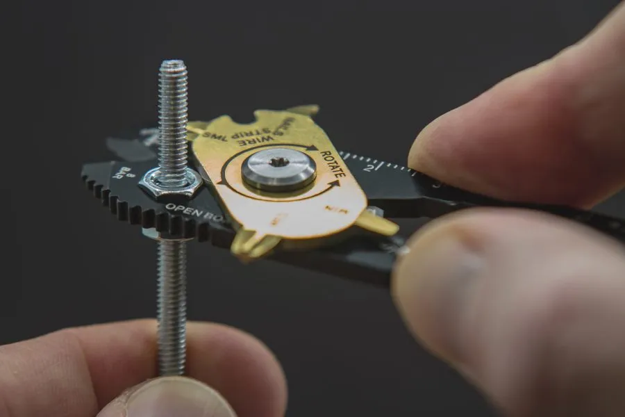 True Utility - Multitool FIXR - Q8OVL