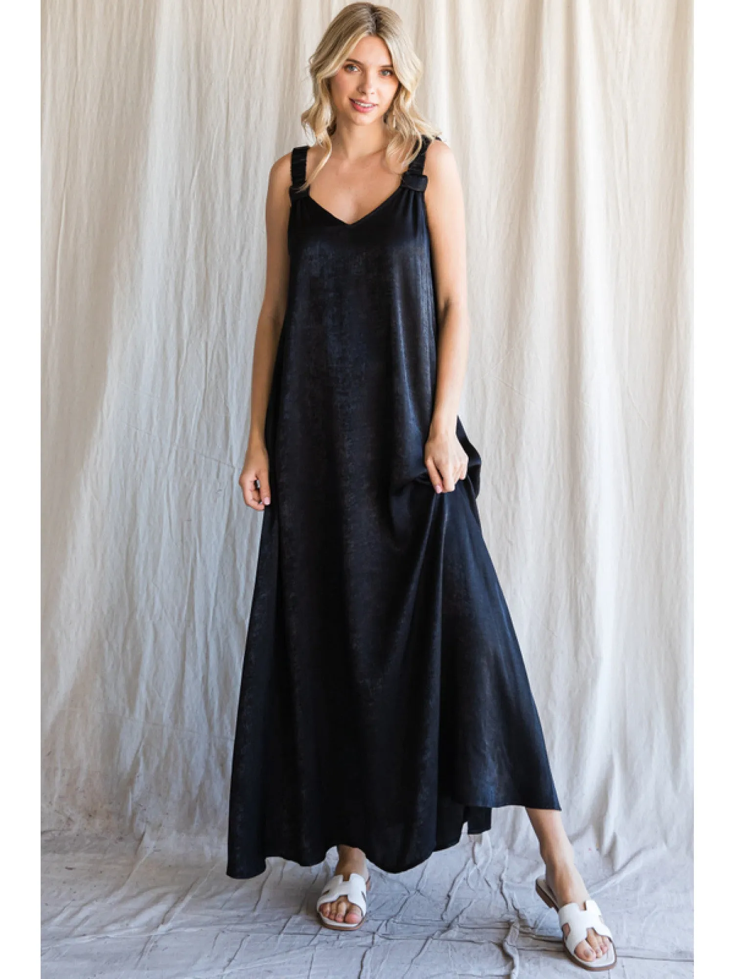 V Neck Maxi Dress - 2 Colors
