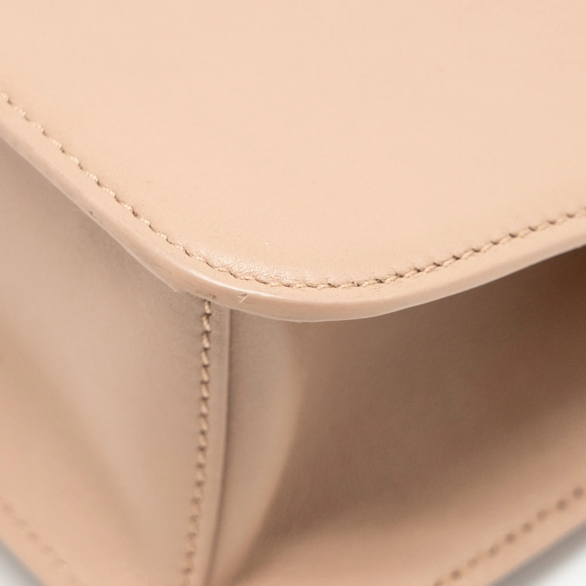 Valentino Garavani Vlogo Signature Shoulder Bag Calfskin Light Pink LGHW