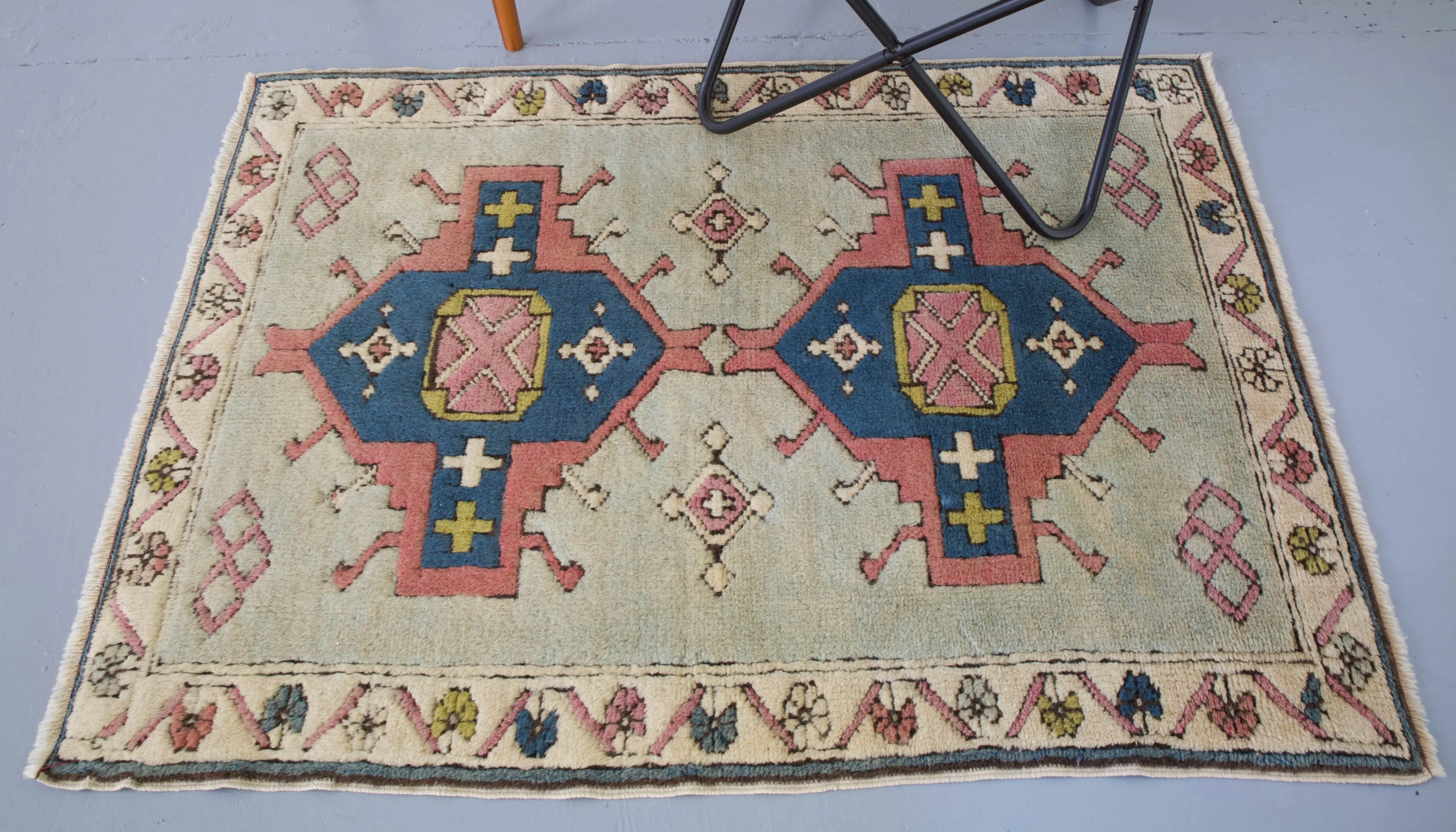 Vintage Mini Turkish Rug 3'6"x4'10"