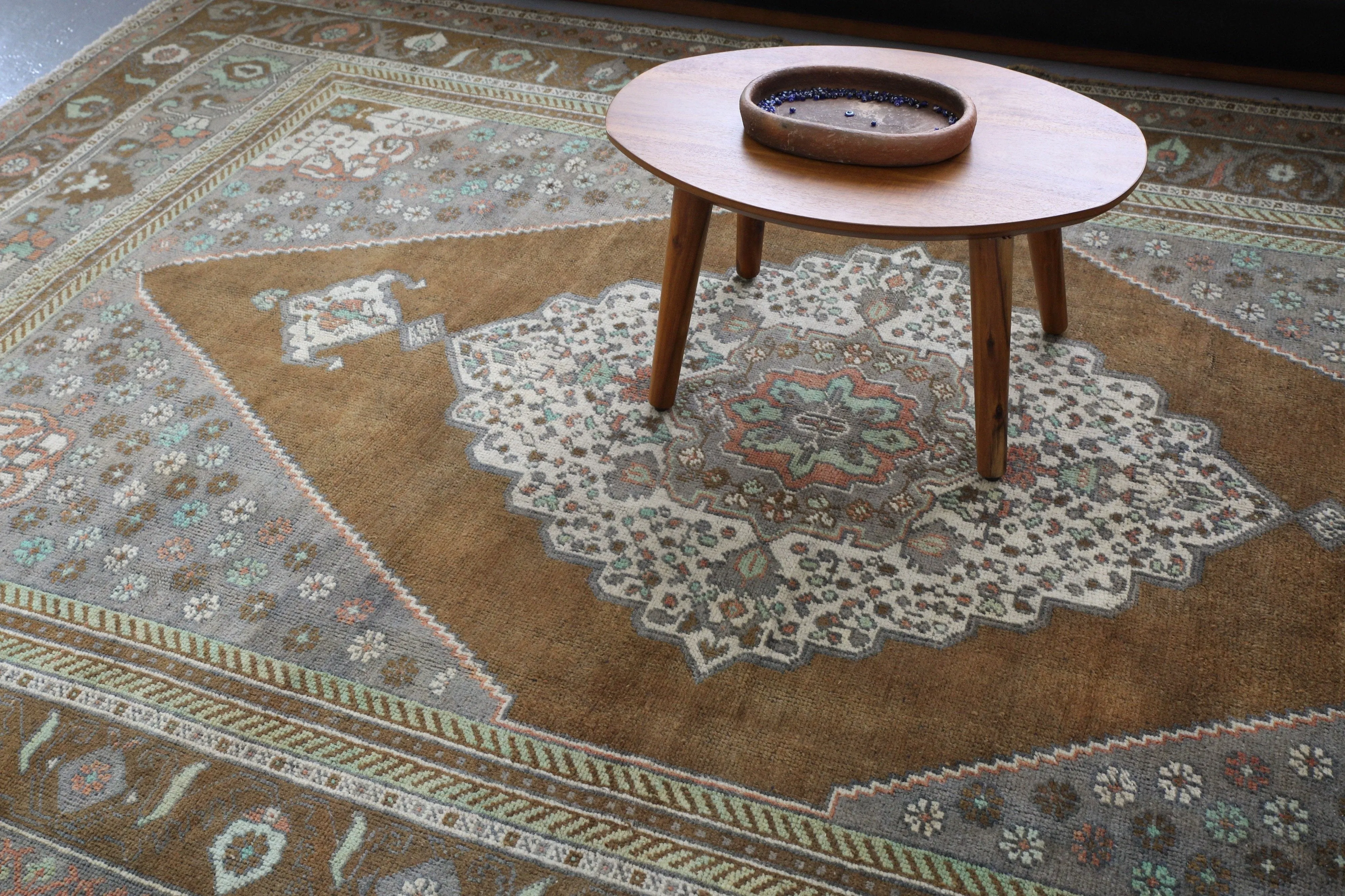 Vintage Turkish Taspinar Rug 6'x9'10"